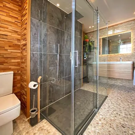 Luxury Tree-House With Optional Espa Spa Canterbury Exterior photo