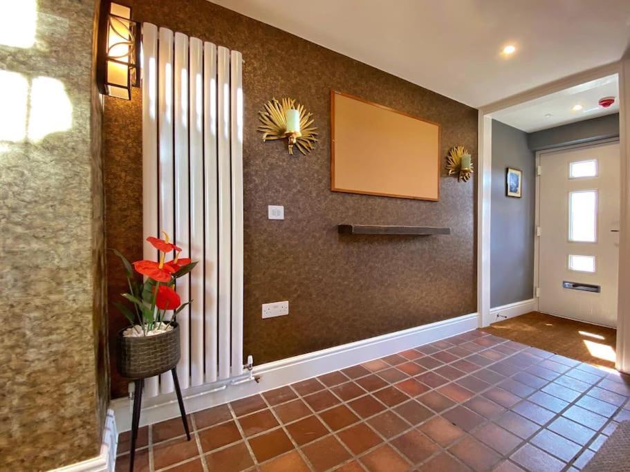 Luxury Tree-house With Optional Espa
