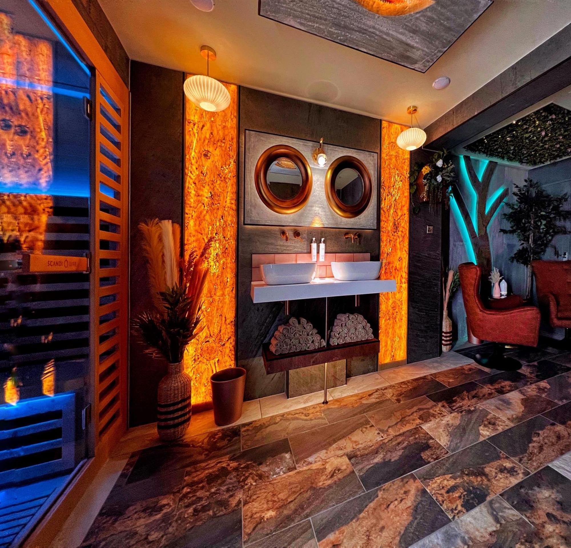 Luxury Tree-house With Optional Espa Villa